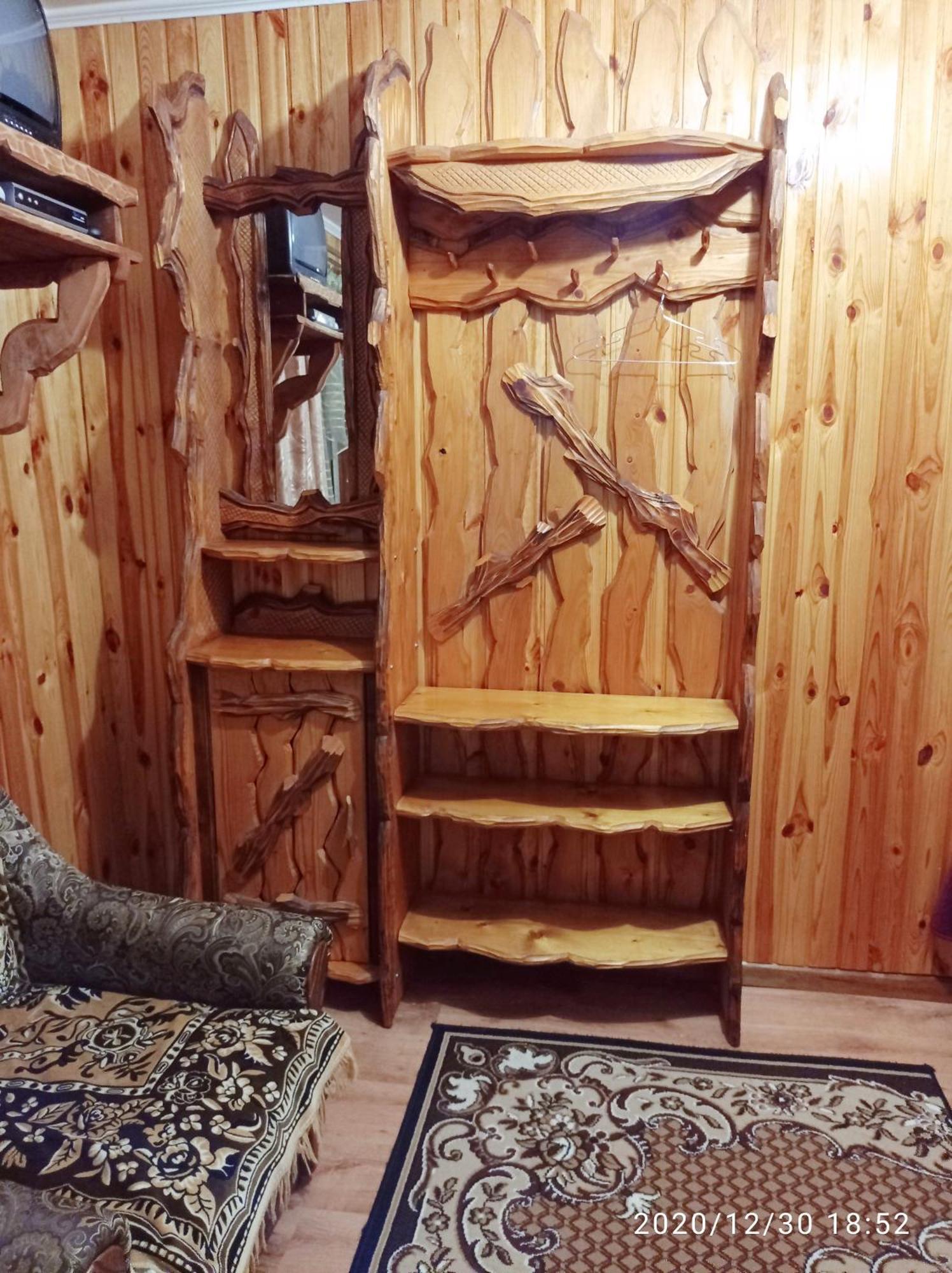 "Різьбярська Садиба" Slavske Luaran gambar